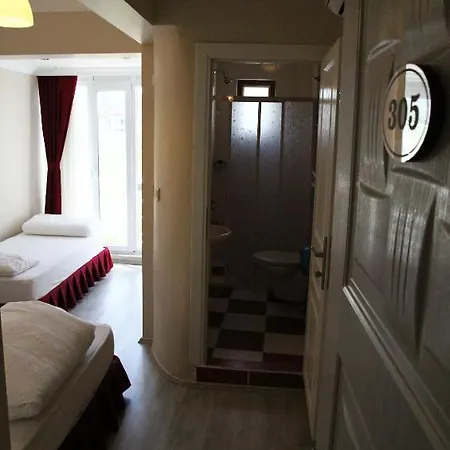 Boss 2 Hotel 2*