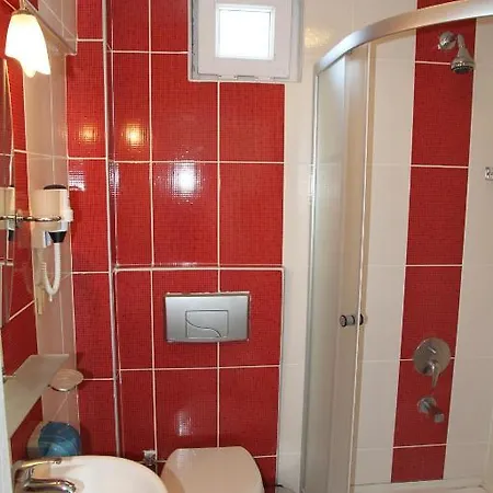 Boss 2 Hotel
