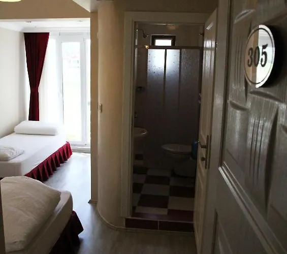 Boss 2 Hotel 2*