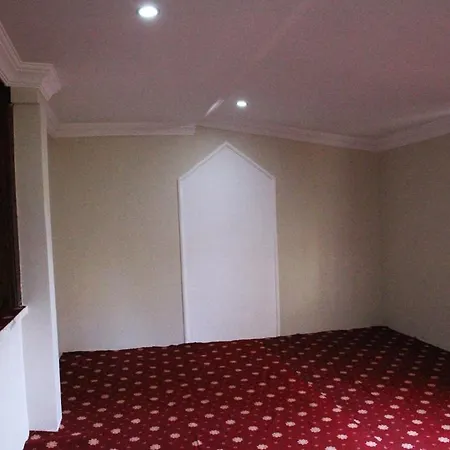Boss 2 Hotel